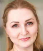 生殖科医生亚历山大.纳扎罗夫.V