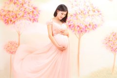 远播优育的专家认为代妈发烧要针对用药